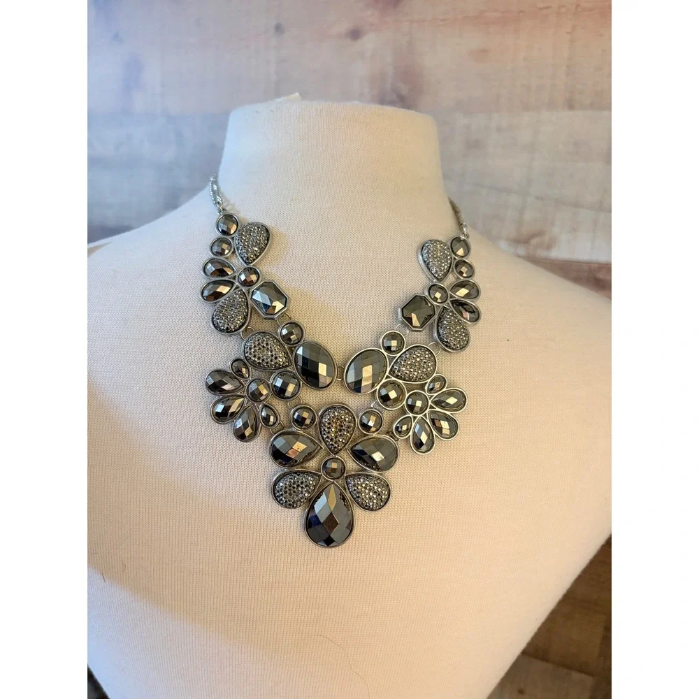 Silver Tone Smokey Grey Faceted Stone Floral Statement Bib Necklace